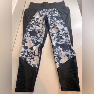 Livi Active workout legging Size 14-16